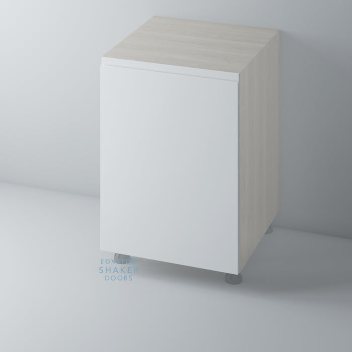 Primed, Flat Panel J Groove Kitchen Door for HOWDENS