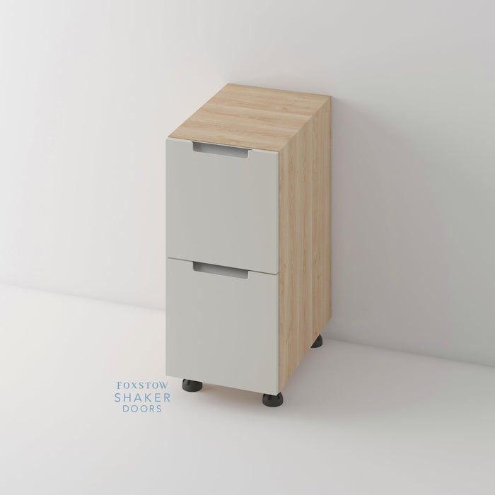 Painted, Stop J Groove Stainless Steel Insert Kitchen Door and Roble Oak Cabinet