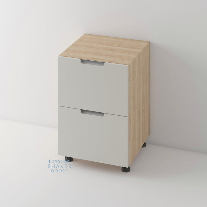 Painted, Stop J Groove Stainless Steel Insert Kitchen Door and Roble Oak Cabinet