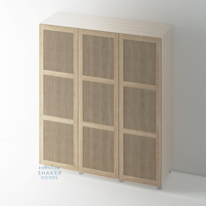 OAK, 3 Panel Reeded Shaker Wardrobe Door