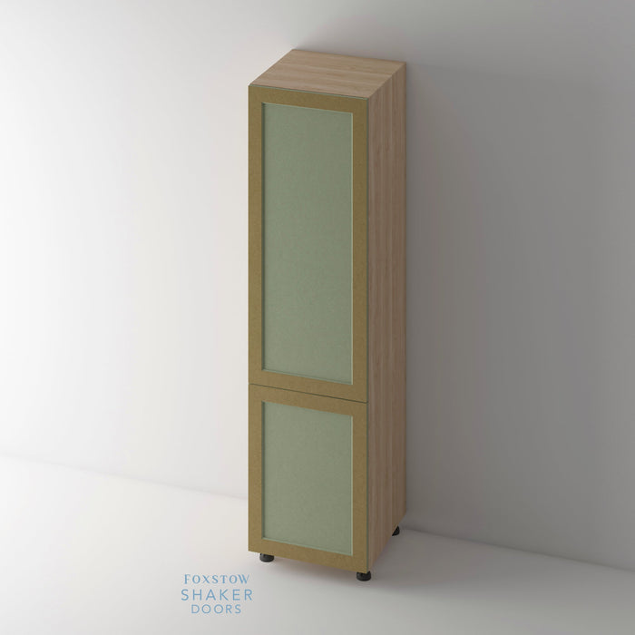 Bare, Shaker Ovolo Kitchen Door and Hickory Cabinet