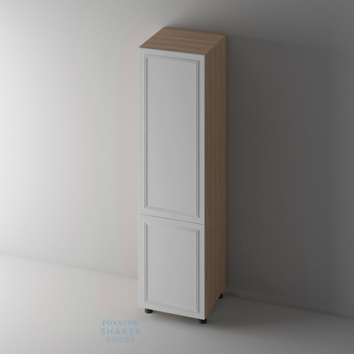 Primed, Flat Reed Moulding Kitchen Door and Natural Oak Cabinet