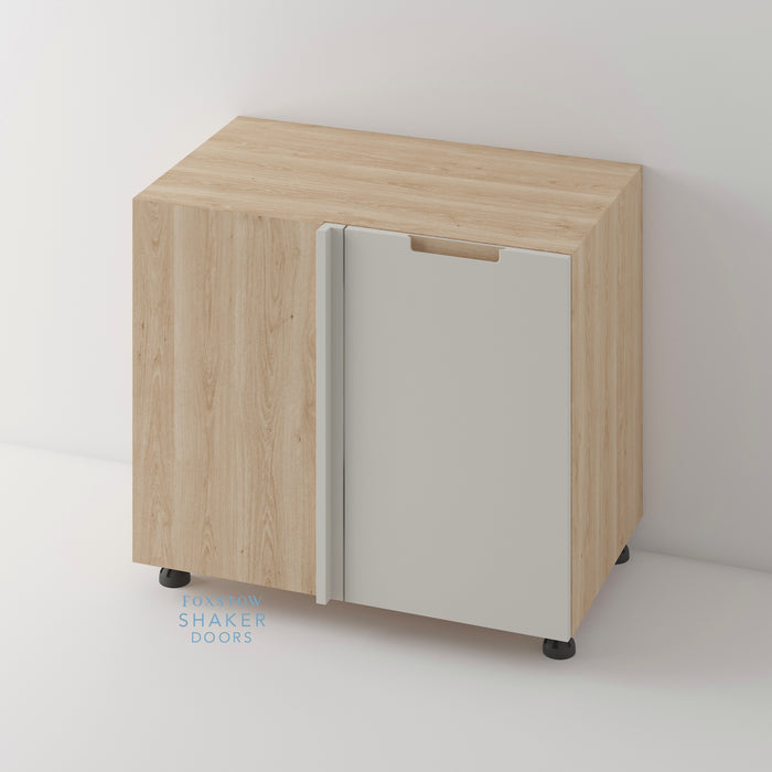 Painted, Stop J Groove Oak Insert Kitchen Door and Natural Oak Cabinet